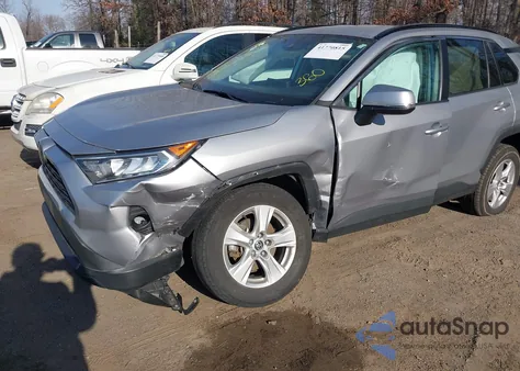 2021 Toyota Rav4 Xle из США, поврежденный, VIN 2T3W1RFV8MC119870